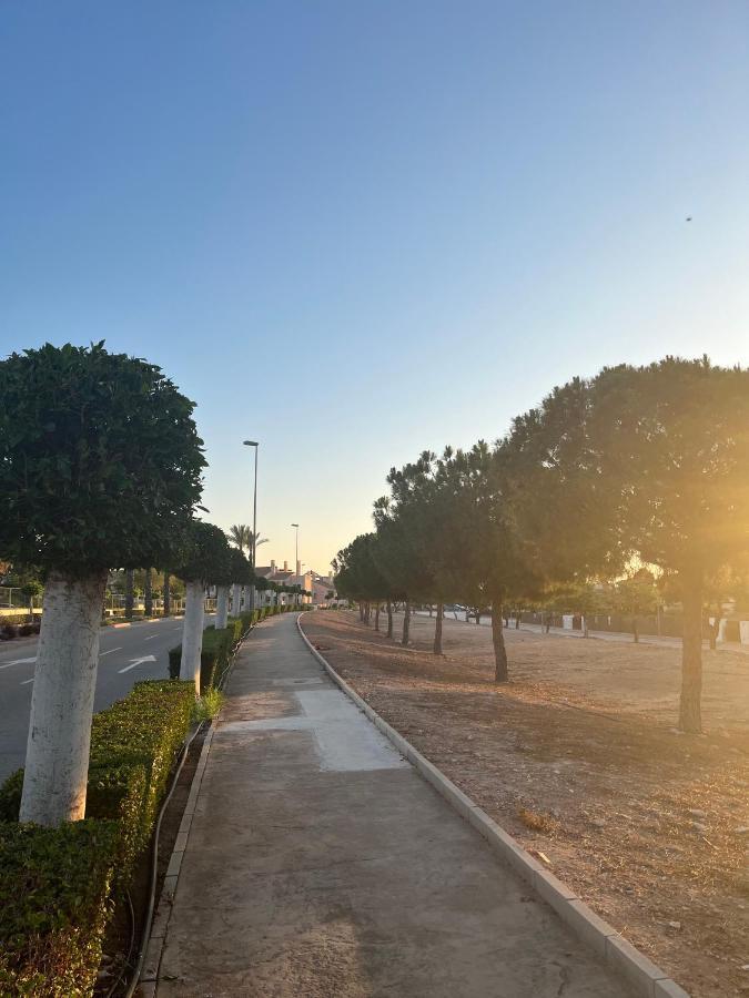 Quite & Relaxing Private Apartment For 2-6 Pers - Golf & Pool Resort - Murcia Bagian luar foto